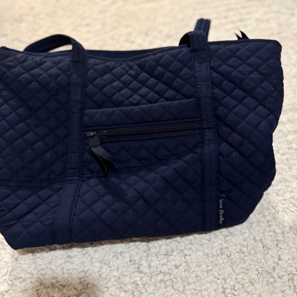 Selling shoes and bags - Picture 7 of 16